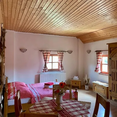 Selsky Dvur Gasthof Branany